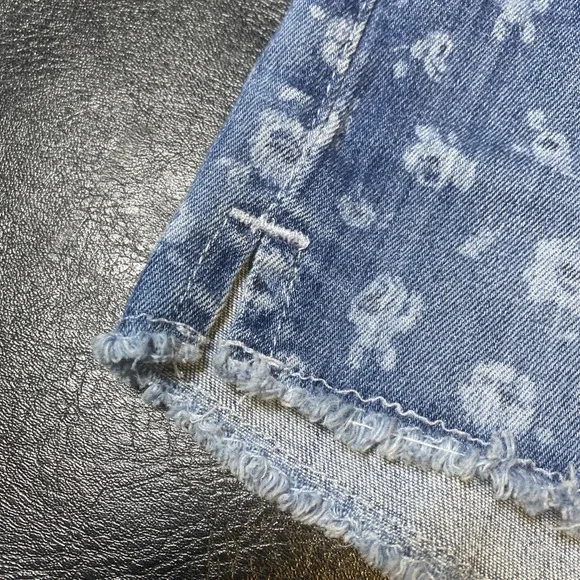 AG Adriano Goldschmied Liberty of London Denim flowers booty shorts SIZE 27 - Picture 4 of 9